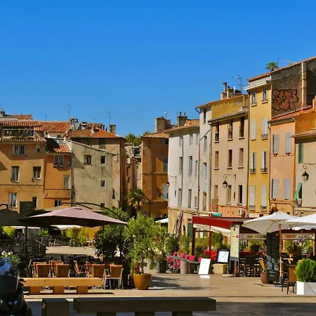 Luxurious In Aix En Provence With Jacuzzi Villa Venelles